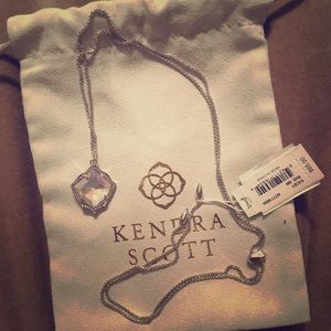 Kendra Scott Kacey pendant necklace